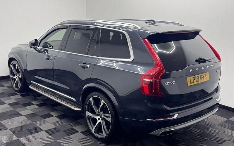 Used Volvo XC90 Inscription 235 HP (172 kW) 2019 Grey SUV