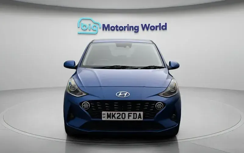 Used Hyundai i10 Premium 84 HP (61 kW) 2023 Hatchback