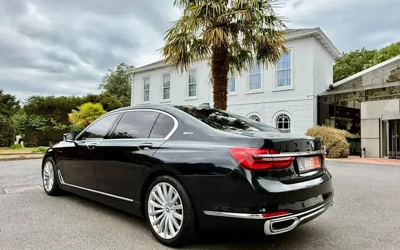 Used BMW 740 Exclusive 326 HP (239 kW) 2019 Sedan