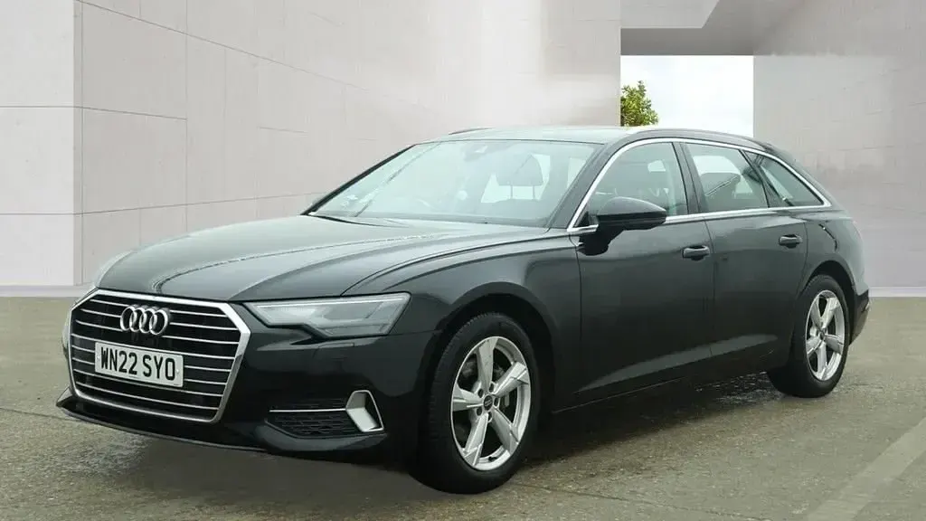 Second-hand Audi A6 Sport 204 CP (150 kW) 2022 Negru Break