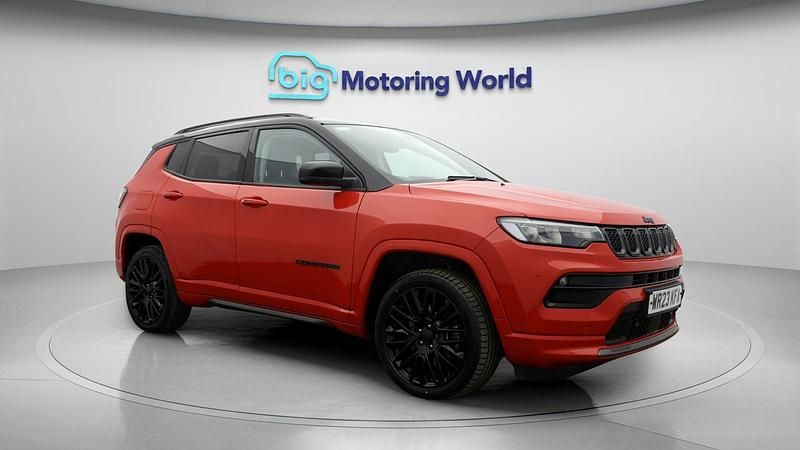 Red/black Used 2023 Jeep Compass SUV | £15,700 (Good price) - Image 1/4