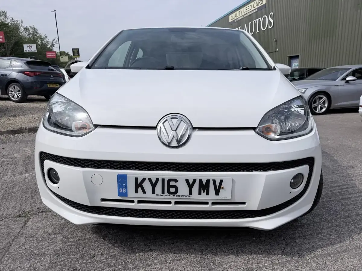 Begagnad VW up! high up! 2016 Vit Halvkombi