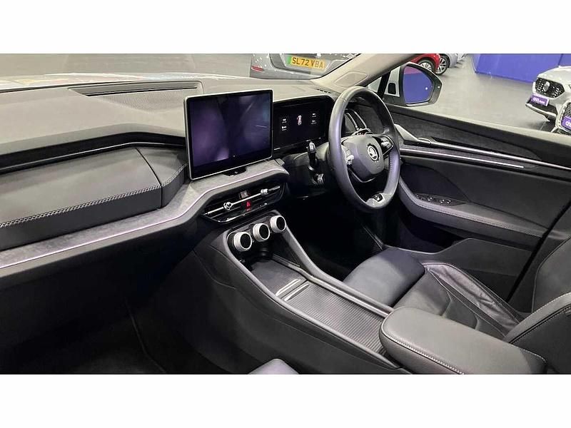 Used Skoda Kodiaq SE L 150 HP (110 kW) 2024 Moon white metallic SUV