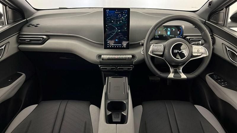 Used BYD Dolphin Comfort 114 kW (156 HP) 2025 Black Hatchback