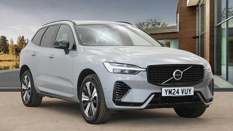 Used 2025 Volvo XC60 Plus SUV | £39,990 (Fair price) - Image 1/4