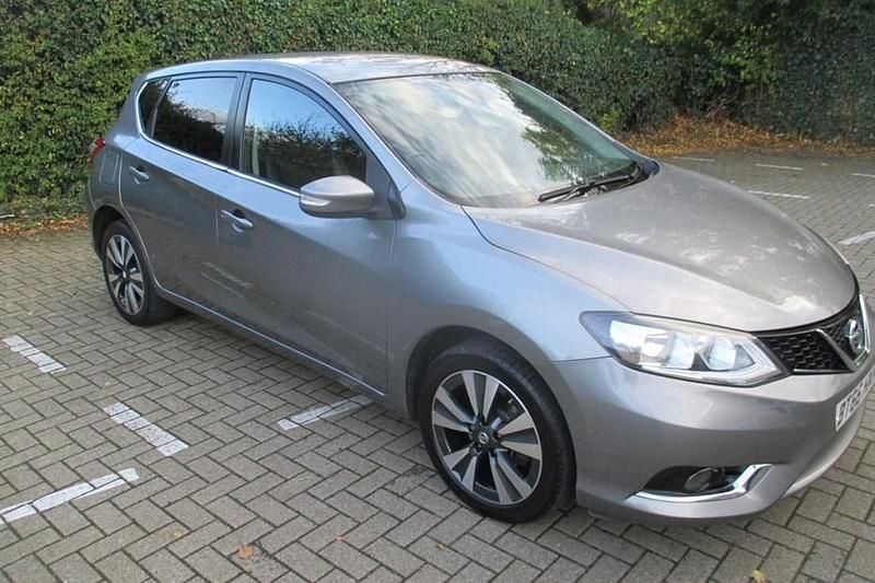 Grey Used 2016 Nissan Pulsar N-Connecta Hatchback | £5,491 (Fair price) - Image 1/1