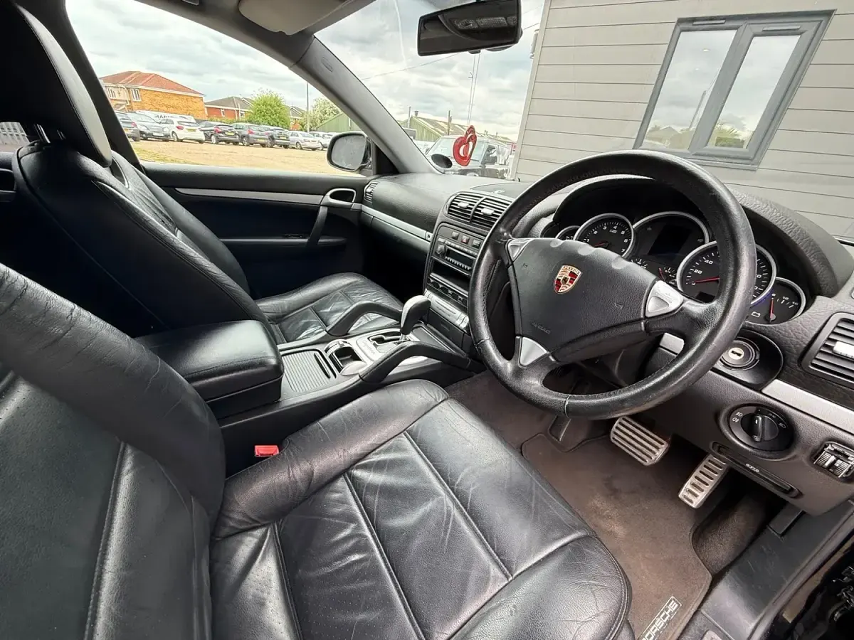 Used Porsche Cayenne S 2003 Black SUV