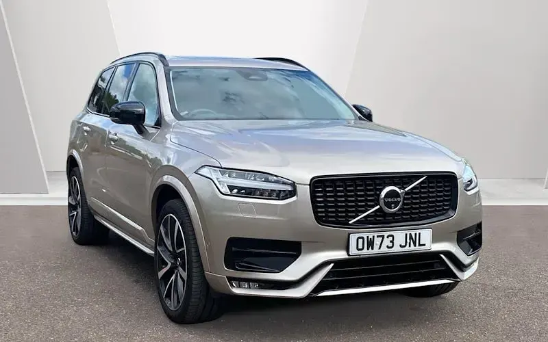 Used Volvo XC90 Plus 235 HP (172 kW) 2023 SUV