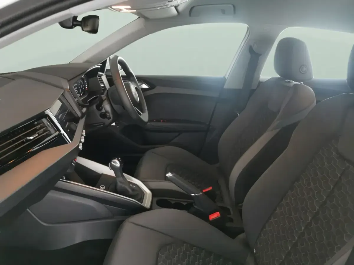 Begagnad Audi A1 Sport 2025 Vit SUV