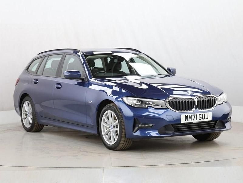 Used BMW 330e Performance 292 HP (214 kW) 2022 Blue Estate