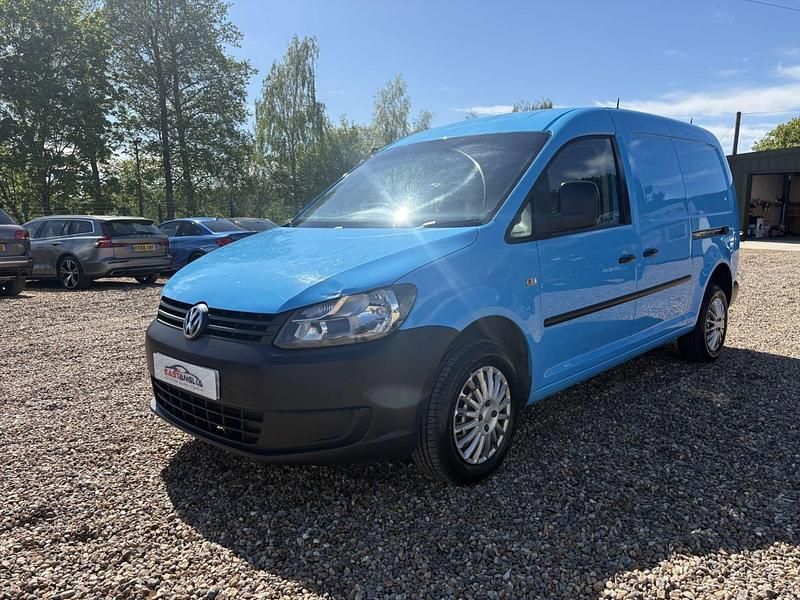 Used VW Caddy 102 HP (75 kW) 2011 Blue MPV