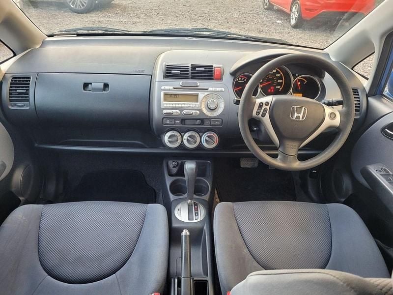 Used Honda Jazz SE 82 HP (60 kW) 2006 Blue Hatchback