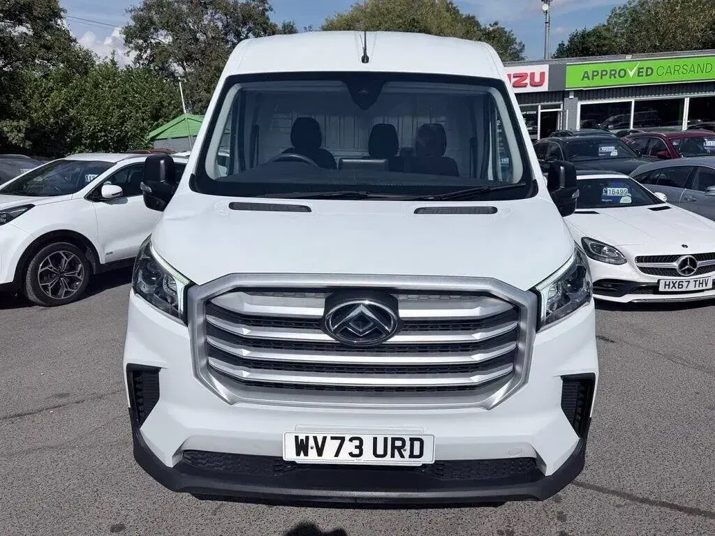 Used Maxus V90 161 HP (118 kW) 2023 White Van