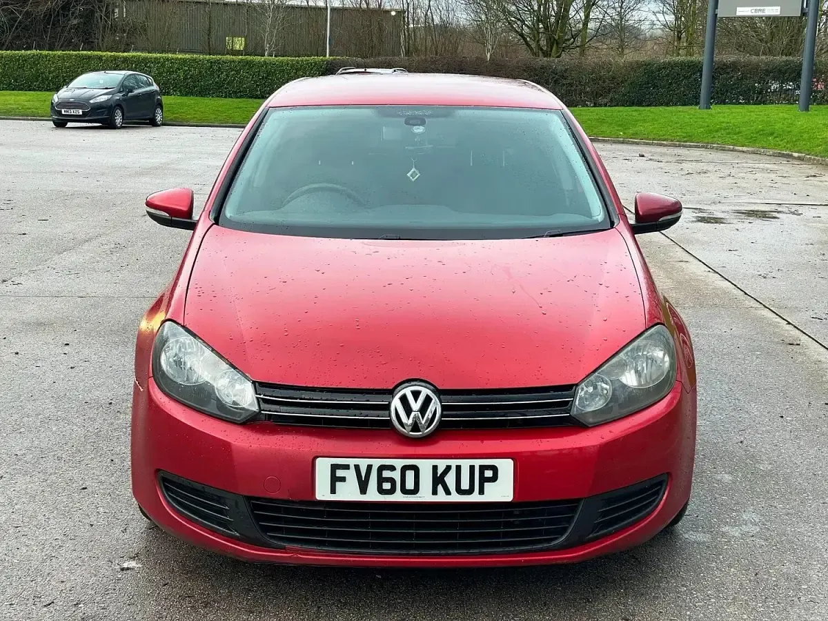 Used VW Golf VI SE 105 HP (77 kW) 2010 Red Hatchback