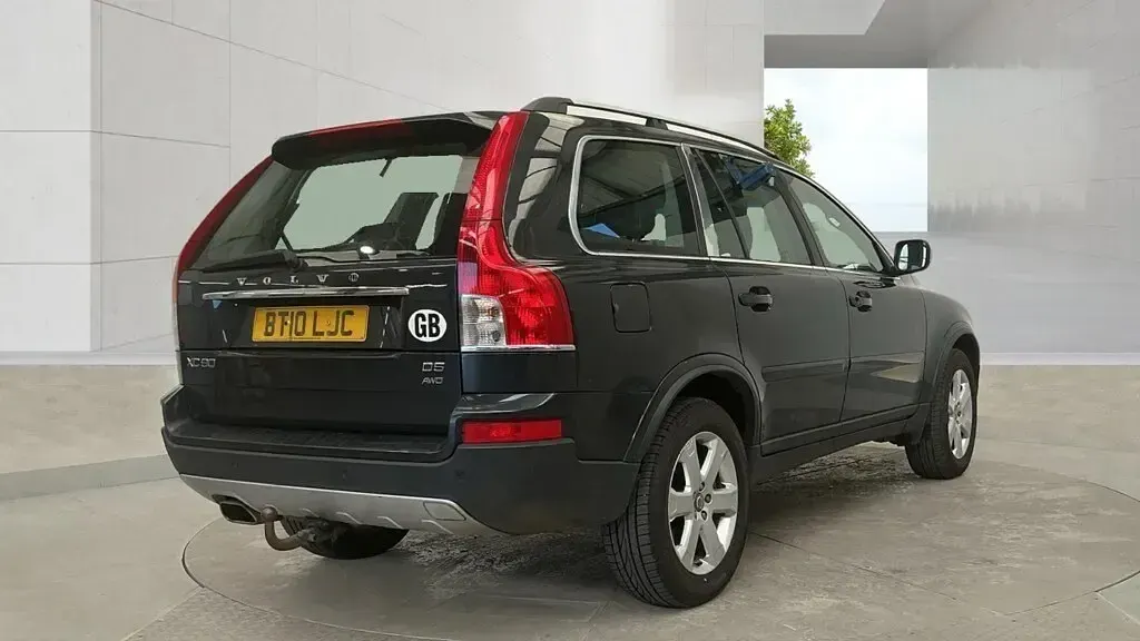Used Volvo XC90 SE Lux 2010 Grey SUV