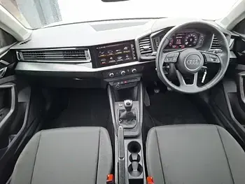 Used Audi A1 Design 95 HP (69 kW) 2023 White SUV