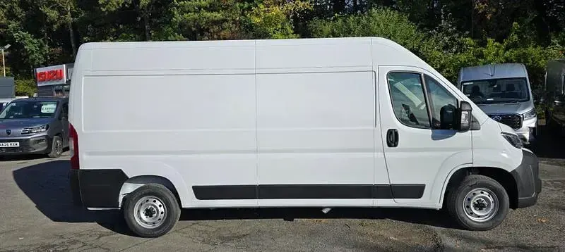 New Citroën Relay 2026 White Van