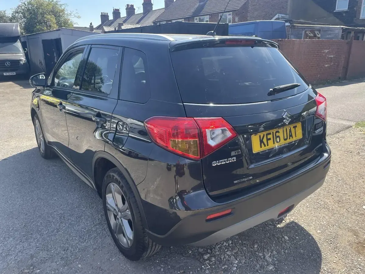 Used Suzuki Vitara SZ-T 120 HP (88 kW) 2016 Black SUV
