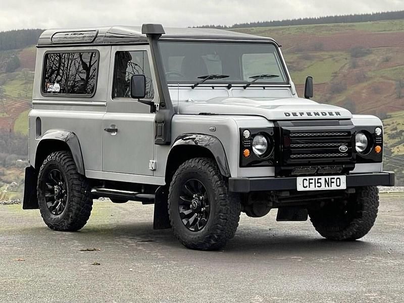 Silver Used 2015 Land Rover Defender SUV | £30,999 (Good price) - Image 1/4