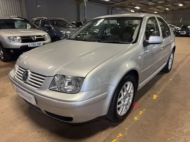 Used VW Bora Highline 130 HP (95 kW) 2005 Silver Sedan