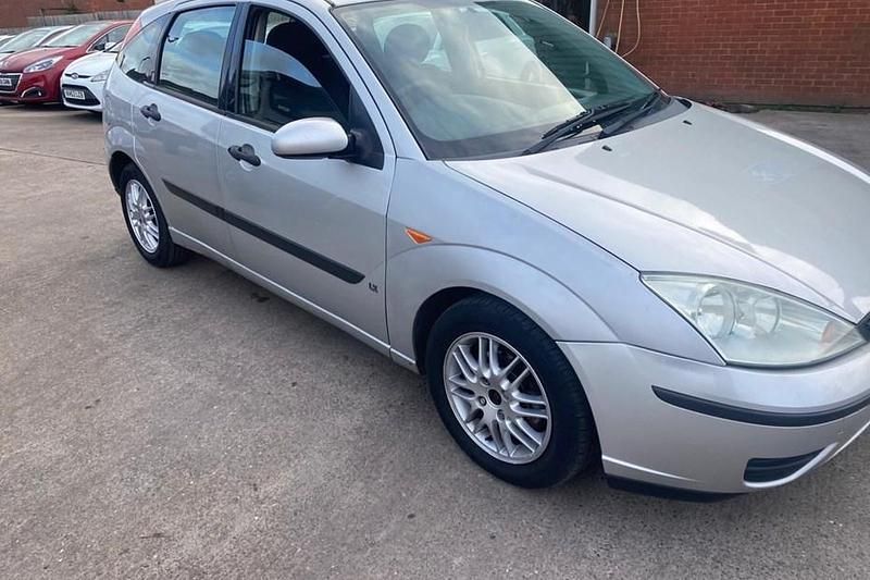 Grey Used 2002 Ford Focus Hatchback | £695 (Fair price) - Image 1/1