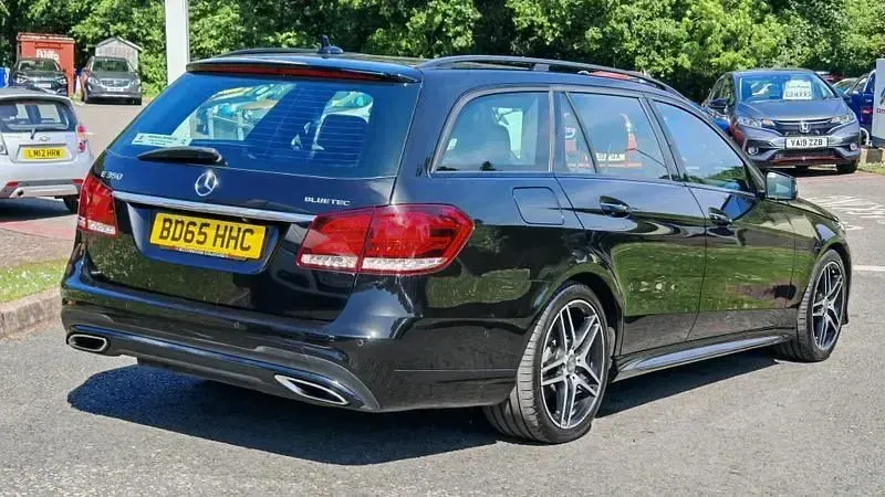 Usado Mercedes E350 Premium Plus 2015 Negro Familiar