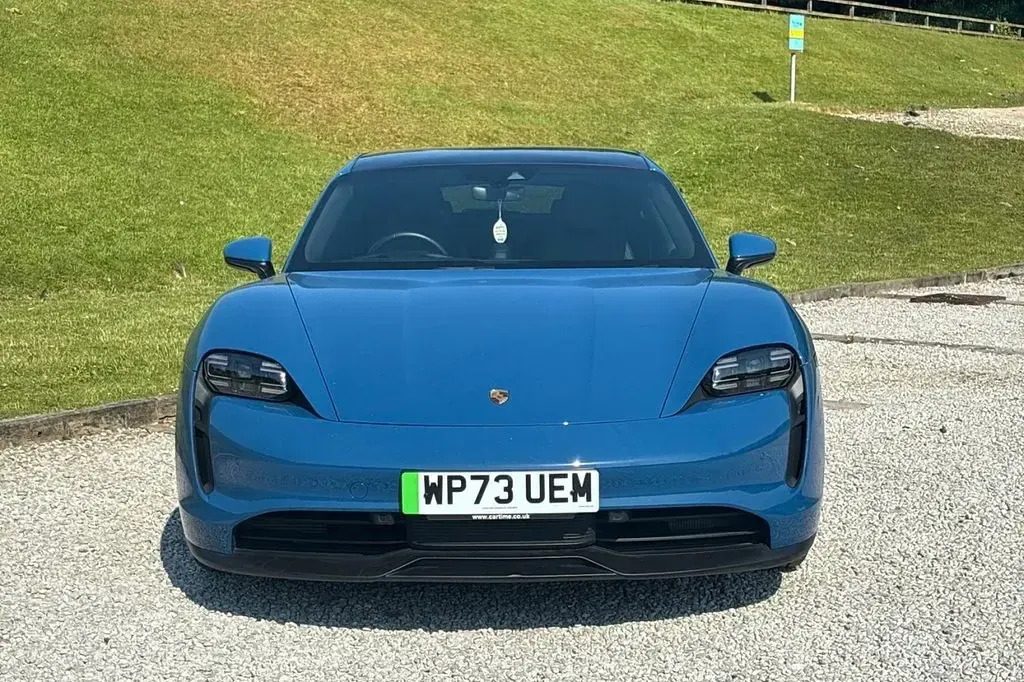 Used Porsche Taycan 4S Sport Turismo Performance Package 419 kW (571 HP) 2023 Blue Estate