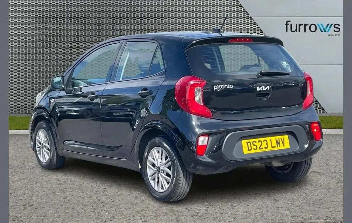 Used Kia Picanto 65 HP (47 kW) 2023 Black Hatchback