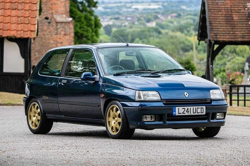 Blue Used 1994 Renault Clio Hatchback | £20,000 - Image 1/4