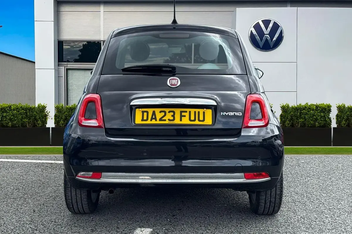 Used Fiat 500 Dolcevita 70 HP (51 kW) 2023 Black Hatchback
