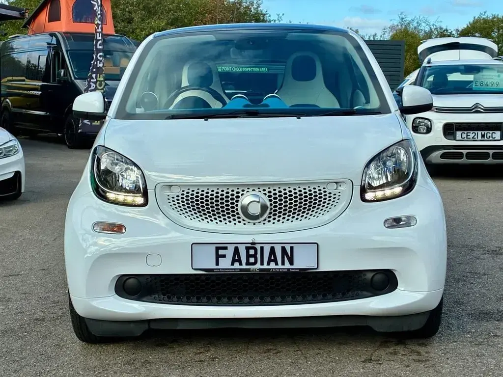 Used Smart ForTwo Coupé Premium 90 HP (66 kW) 2016 White Coupe