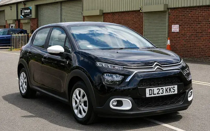 Used Citroën C3 PureTech 83 HP (61 kW) 2023 Hatchback