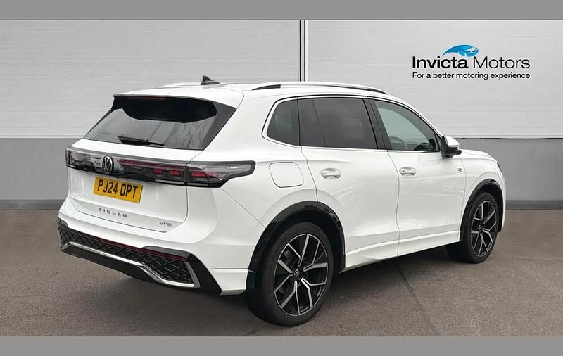 Used VW Tiguan R-line 147 HP (108 kW) 2024 White SUV