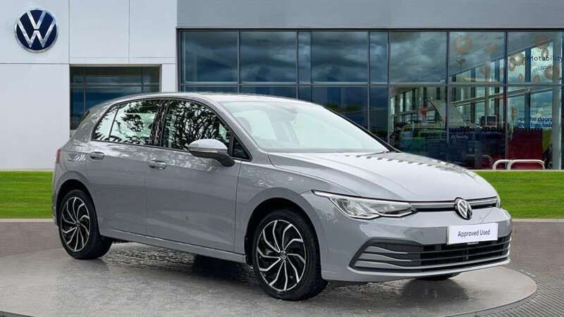 Moonstone grey Used 2022 VW Golf VIII Life Hatchback | £14,956 (Super price) - Image 1/4