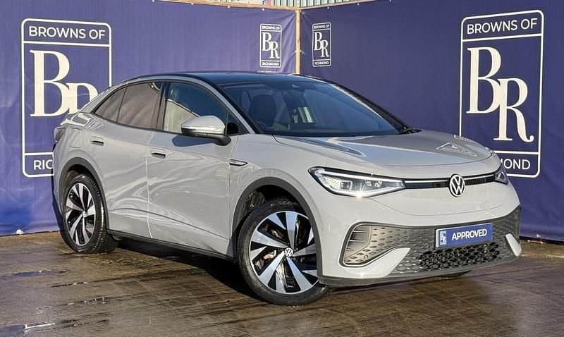 Grey Used 2022 VW ID.5 Pro SUV | £19,399 (Fair price) - Image 1/3