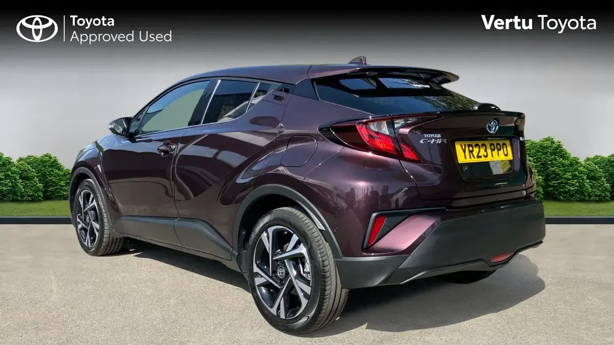 Used Toyota C-HR Design 122 HP (89 kW) 2023 Deep amethyst (metallic paint) SUV