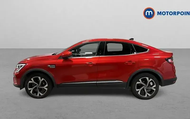 Używany Renault Arkana Techno 143 KM (105 kW) 2024 Czerwony SUV