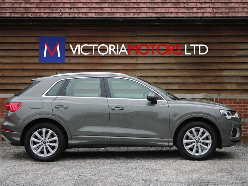 Used Audi Q3 Sport 150 HP (110 kW) 2022 Grey SUV