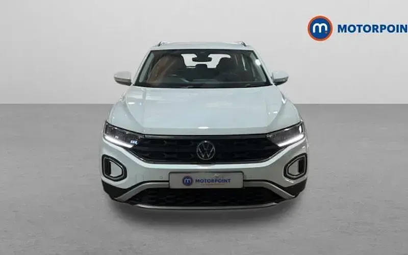 Used VW T-Roc Life 150 HP (110 kW) 2025 SUV