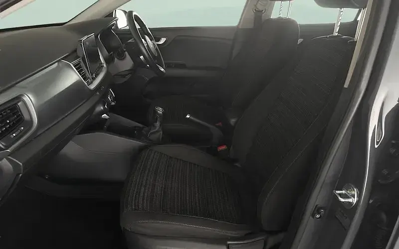 Used Kia Stonic 101 HP (74 kW) 2024 SUV