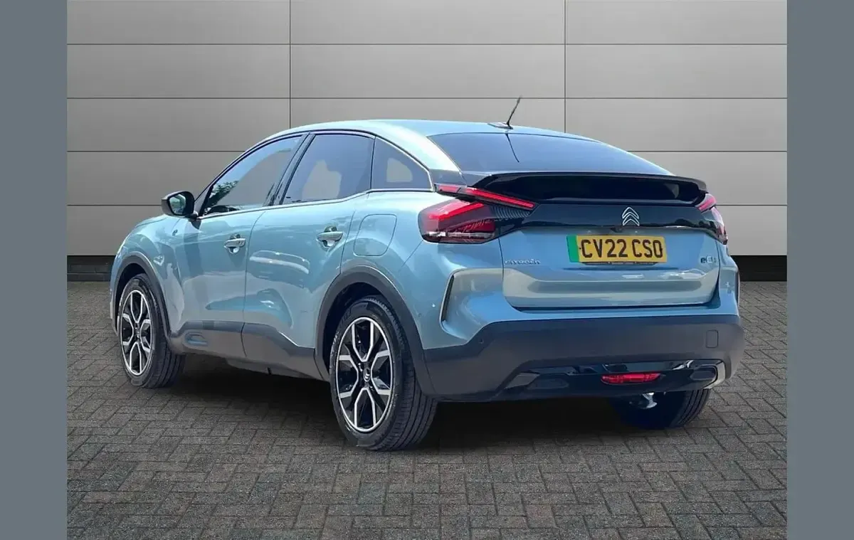 Used Citroën e-C4 Shine 100 kW (136 HP) 2022 Blue Hatchback