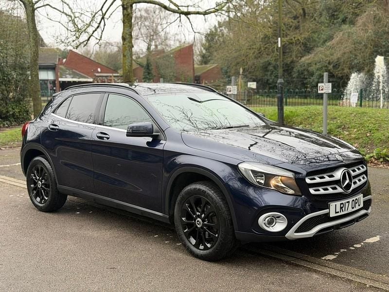 Used Mercedes GLA200 Executive 2017 Blue SUV