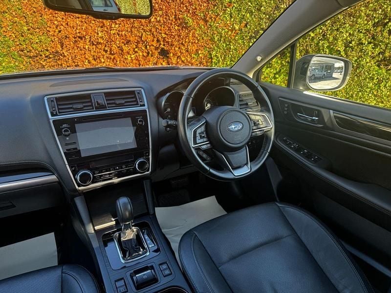 Used Subaru Outback 2021 White Estate