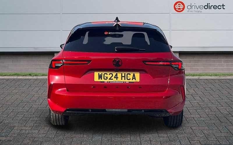 Used Vauxhall Astra S 131 HP (96 kW) 2024 Red Estate