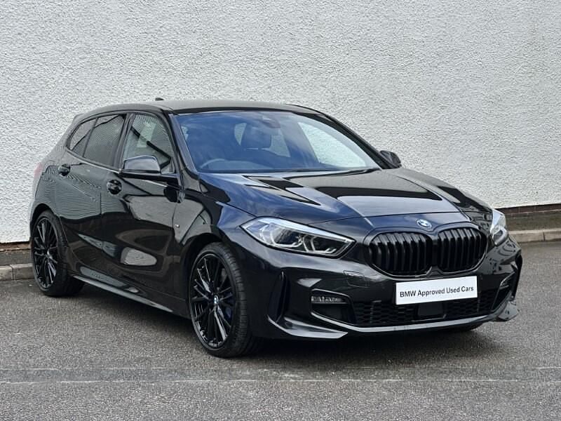 Used BMW 118 M Sport 134 HP (98 kW) 2022 Black Hatchback