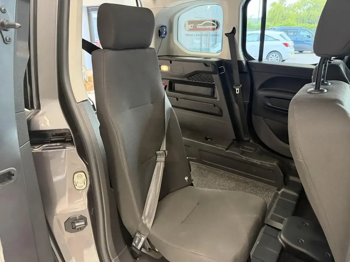 Used Peugeot Rifter Allure 100 HP (73 kW) 2024 Grey MPV