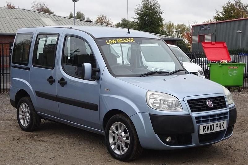 Blue Used 2010 Fiat Doblò Dynamic MPV | £4,485 (Good price) - Image 1/1