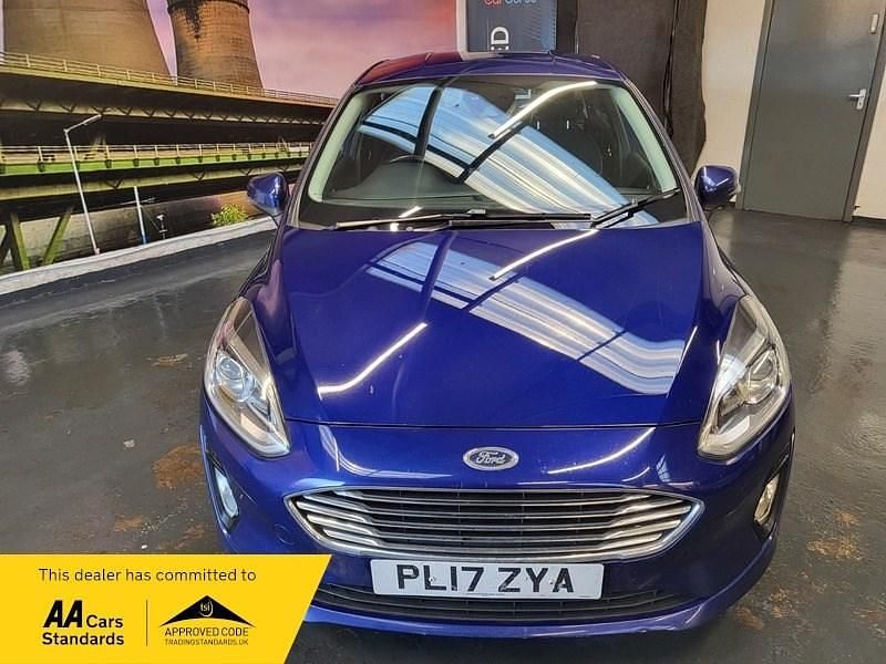 Used Ford Fiesta Zetec 100 HP (73 kW) 2017 Blue Hatchback