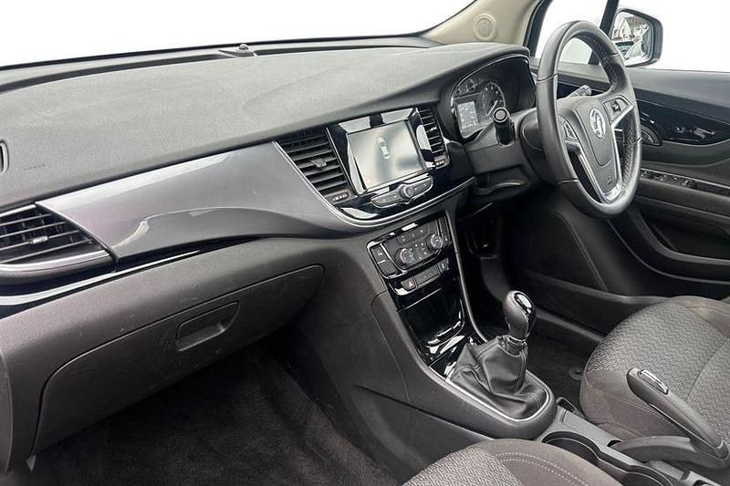 Used Vauxhall Mokka X Active 140 HP (102 kW) 2018 White SUV