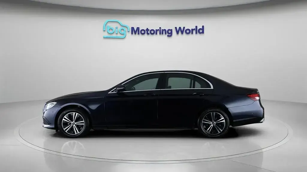 Used Mercedes E220 2022 Blue Sedan